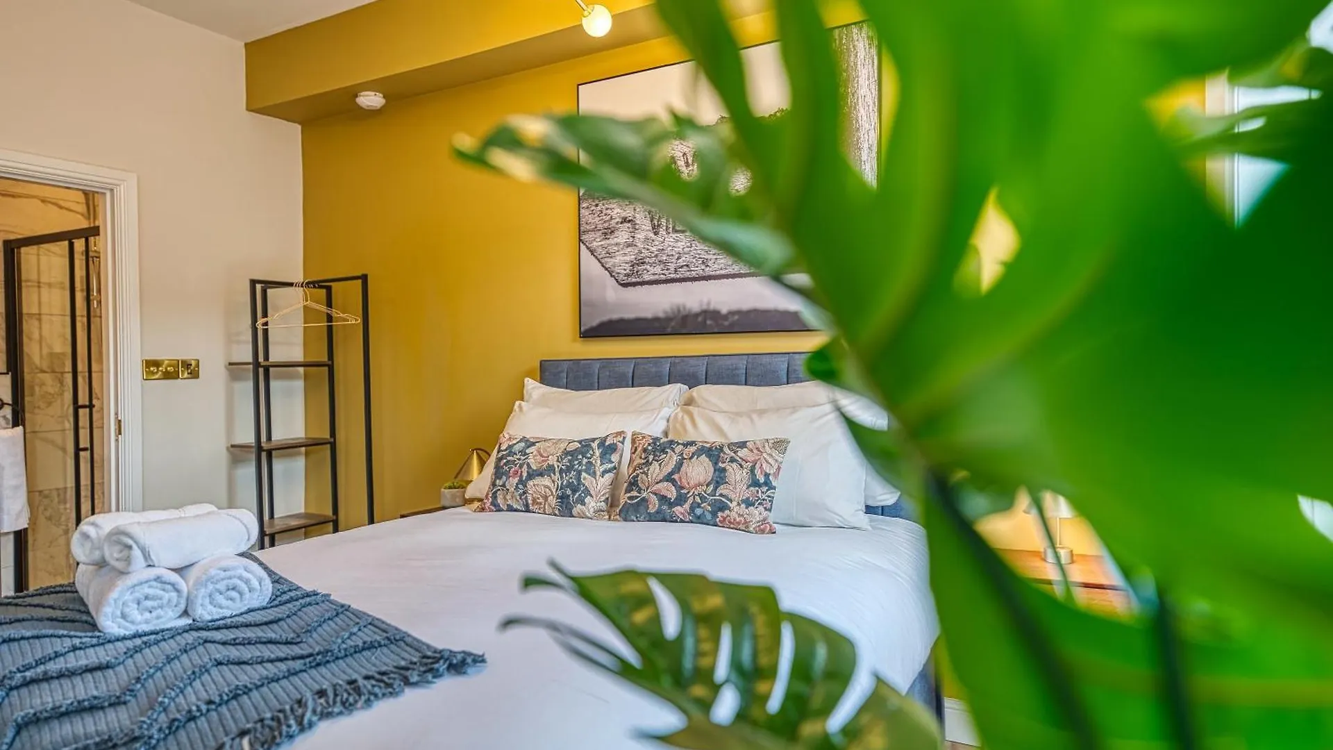 Haworth Heights - An Amazing Aparthotel! Apart Otel